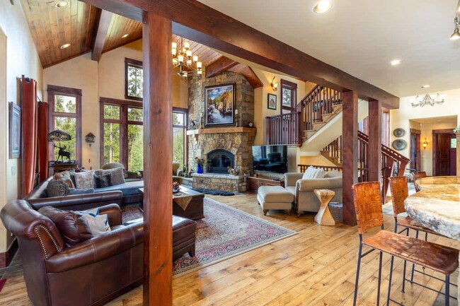 Foto del edificio - 195 Marks Ln