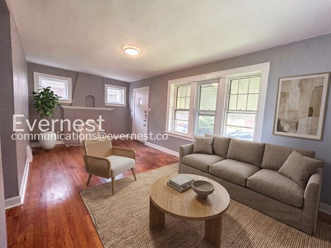 Building Photo - 5932 Floy Ave