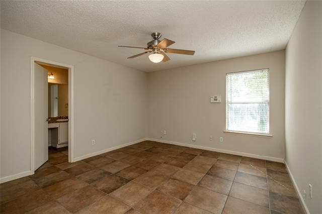 Foto del edificio - 618 Plainview Dr