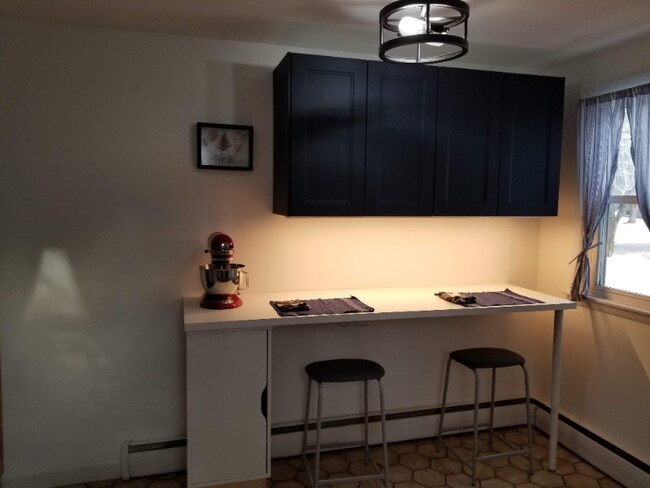 Foto del edificio - 66 Rowe Ave