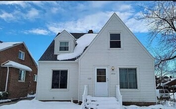 Building Photo - 2500 Brookview Blvd