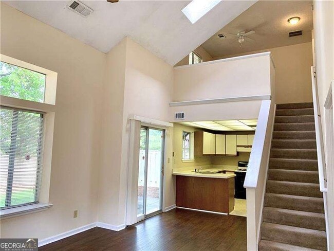 Building Photo - 2665 Windy Hill Pl