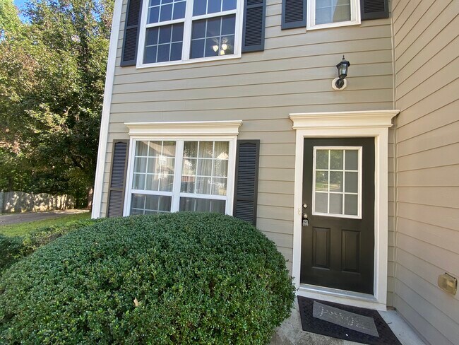 Building Photo - 316 Ashland Ct