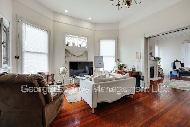 Foto del edificio - 295 Oglethorpe Ave