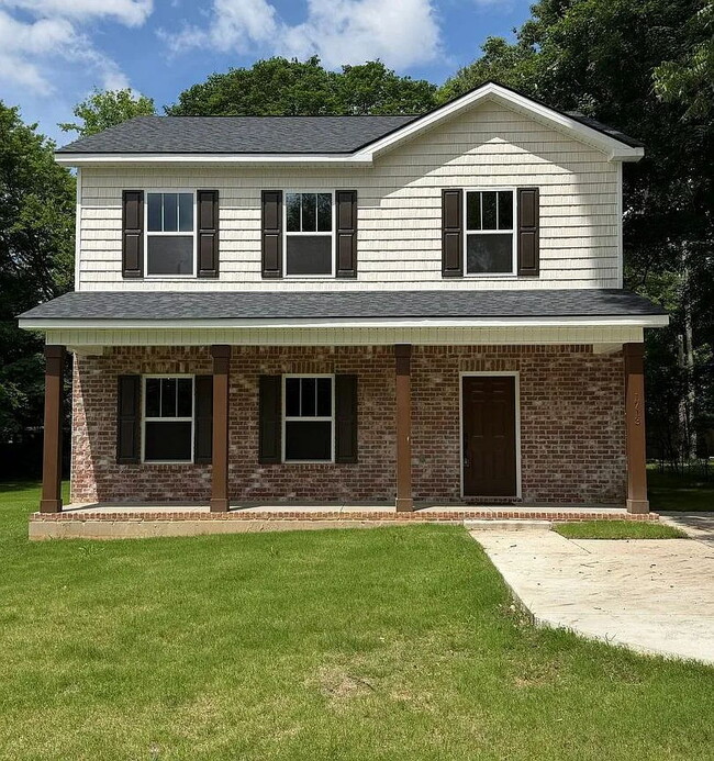 Building Photo - 1713 Golf Club Ln NW