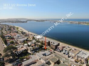 Building Photo - 3937 1/2 Riviera Dr