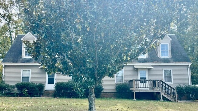 Foto del edificio - 105 Carson Dr