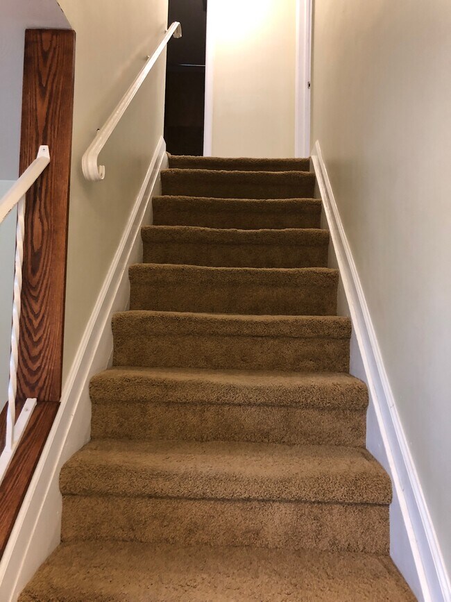 Building Photo - 7 Belmont Ave