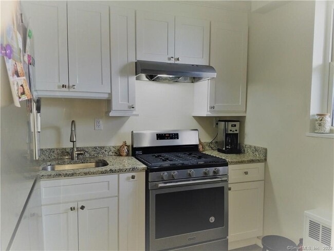 Foto del edificio - 444 Bedford St