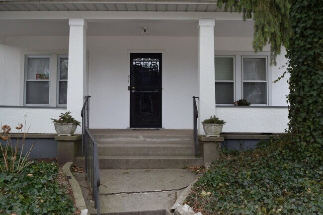 Exterior (Front Entrance) - 34 Herbert Ave