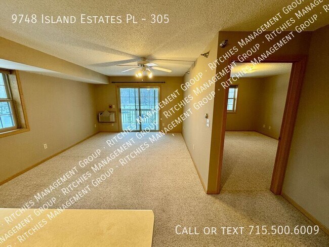 Foto del edificio - 9748 Island Estates Pl