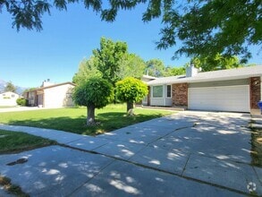 Building Photo - 1409 W 8660 S