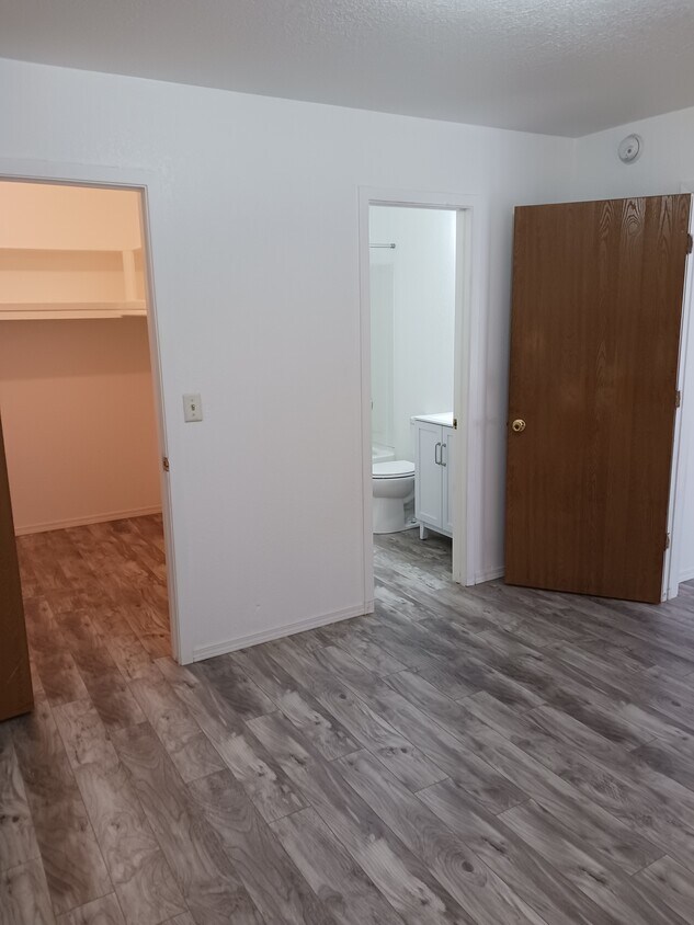 Foto principal - 921 Franklin St