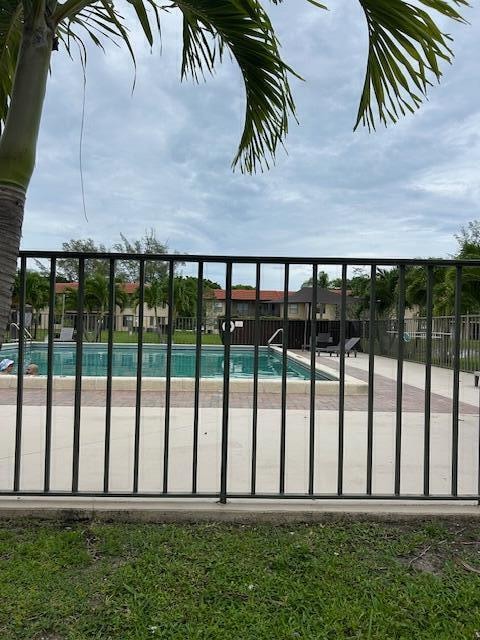 Foto del edificio - 21913 Lake Forest Cir