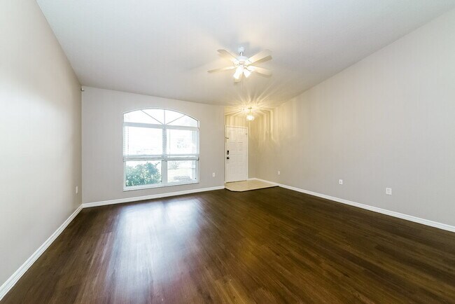 Foto del edificio - 2003 Old Arbor Ct