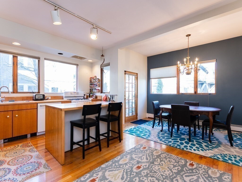 Foto principal - 44 Irving St