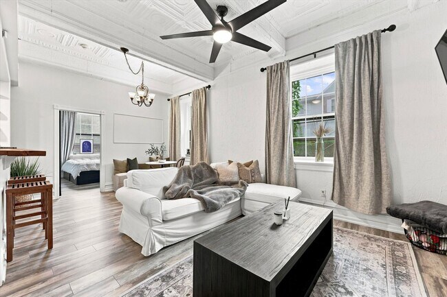 Foto del edificio - Lovely 2 Bed 1.5 Bath In Wilmington