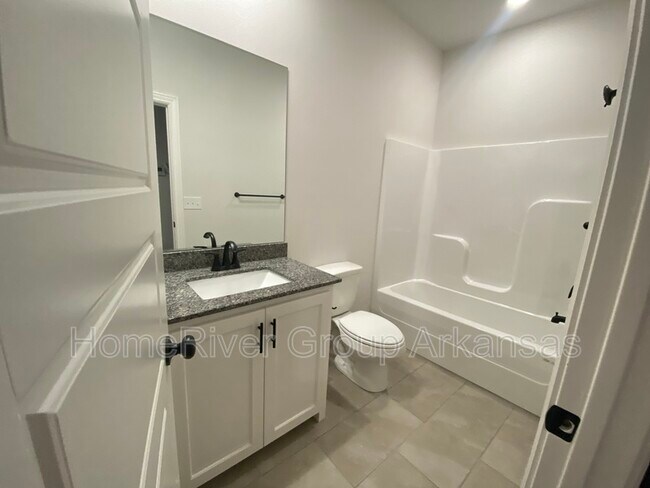 Foto del edificio - 1120 Sunshine Ct