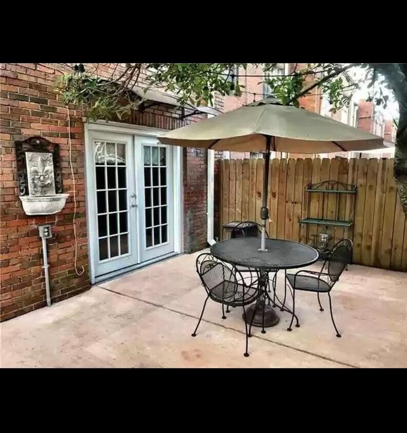 879 Martin Behrman Ave, Metairie, LA 70005 Townhome Rentals in