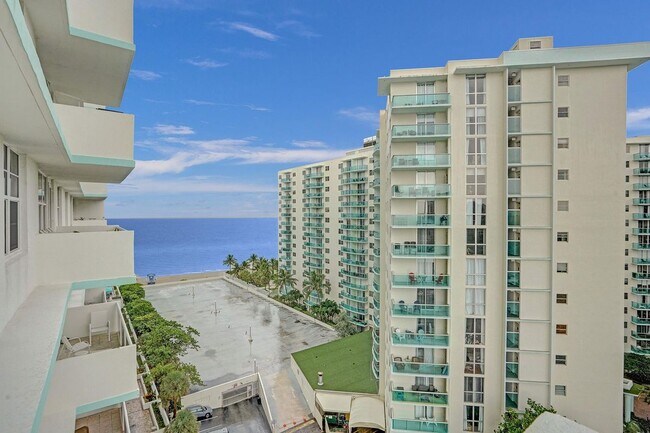Foto del edificio - 3725 S Ocean Dr