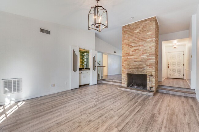 Foto del edificio - ALAMO HEIGHTS CONDO