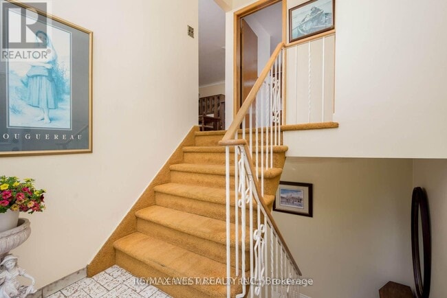 Building Photo - 43 Wintergreen Rd