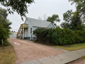 Building Photo - 405 E Watertown St