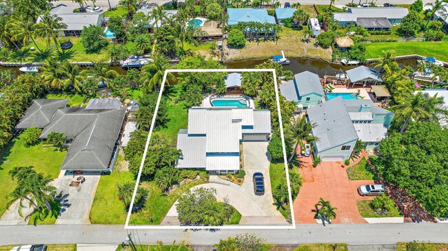 Foto del edificio - 9435 SE Cove Point St
