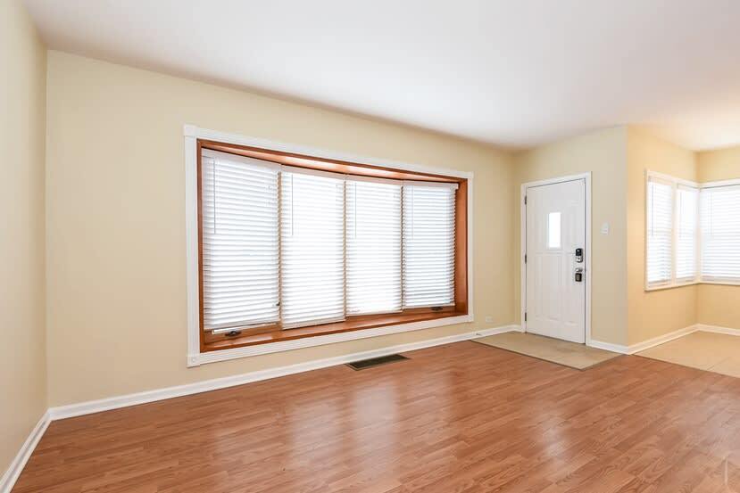Primary Photo - 4100 W 99th Pl