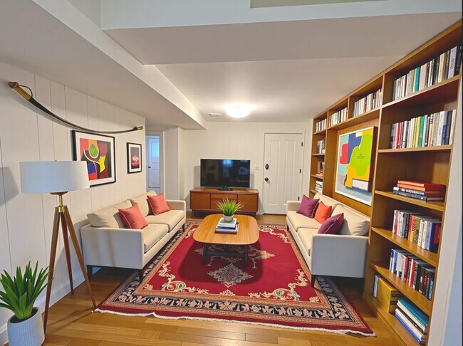 Foto del edificio - 1748 Beacon St