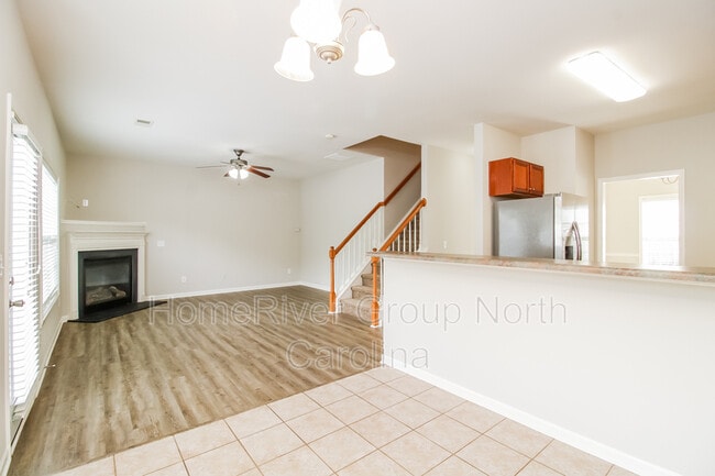 Building Photo - 3532 Park Hill Crossing Dr