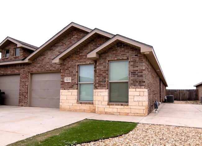 Building Photo - 1626 133rd St