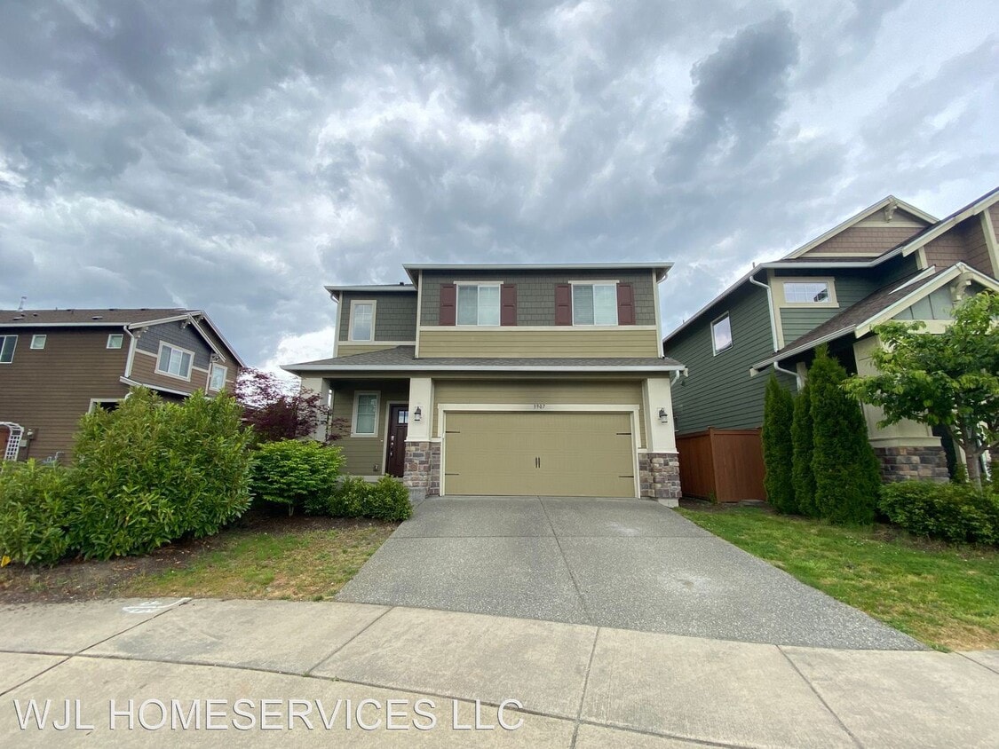 Primary Photo - 4 br, 2.5 bath House - 3907 174th PL SE