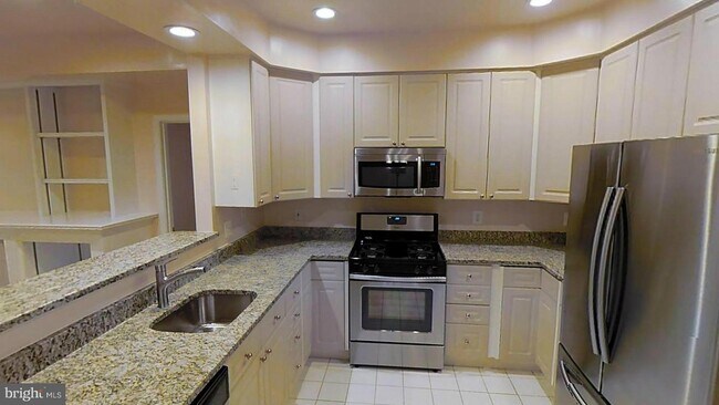 Foto del edificio - 7708 Haynes Point Way