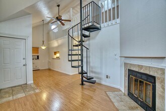 Building Photo - 1725 7th St