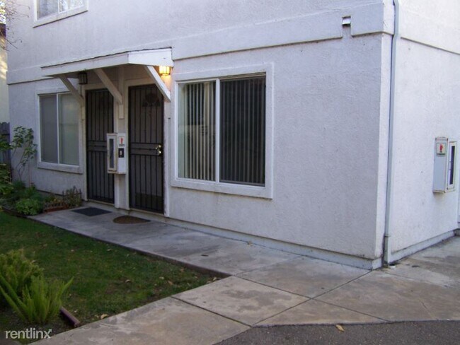 Building Photo - 20359 Anita Ave
