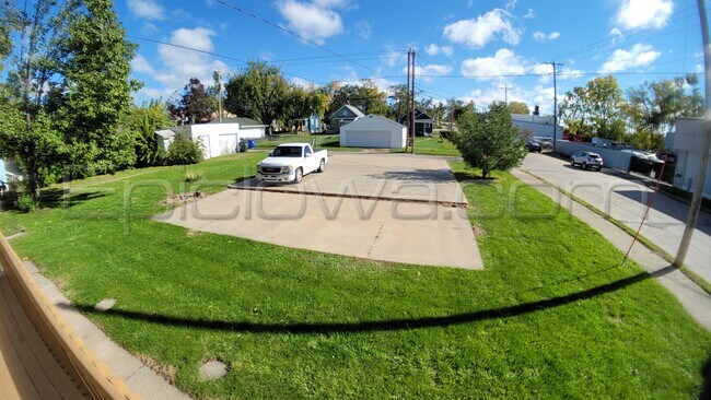 Foto del edificio - 800 12th St NE