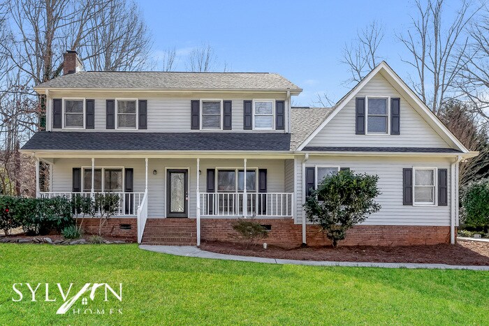 Primary Photo - This highly desirable 3 bedroom, 2.5 bathr...