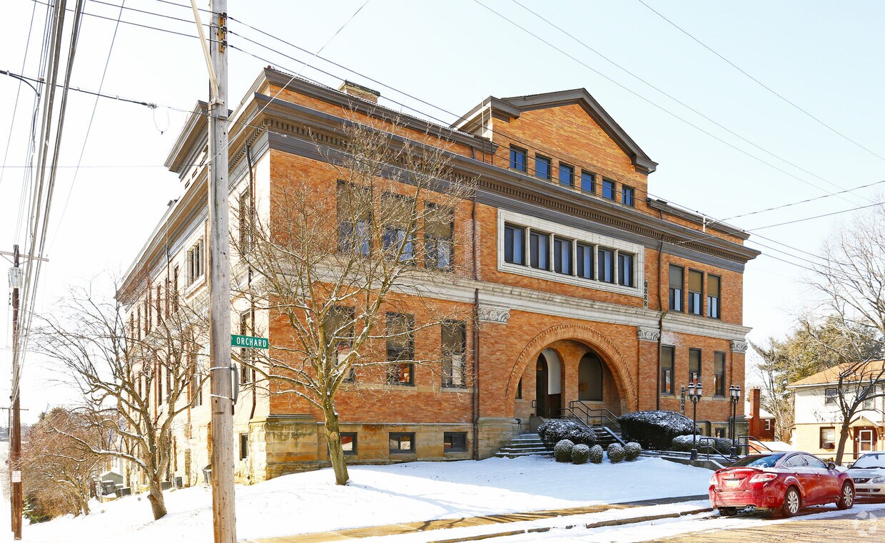 Jacksonian Schoolhouse Apartments Apartments in Bellevue, PA
