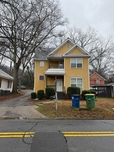 Building Photo - 128 N Peter St