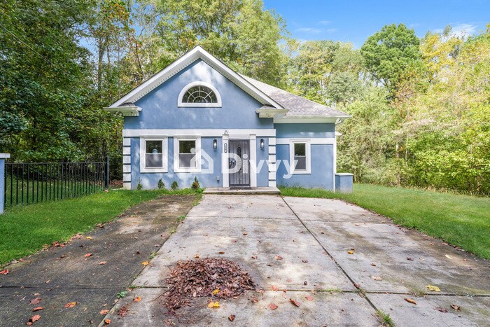 Primary Photo - 690 Dameron Cir SW, Atlanta, GA 30311, USA