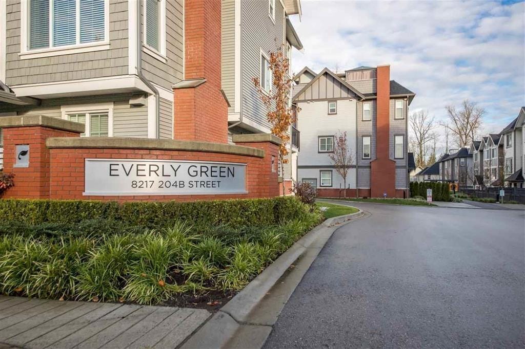 Primary Photo - 8217-204B 204B St.