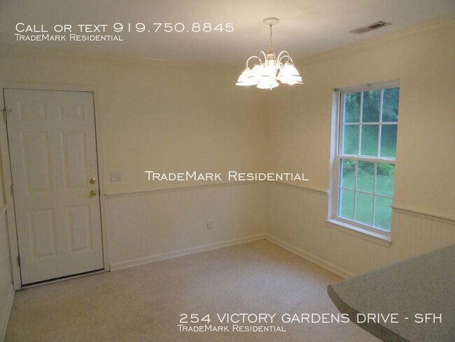 Building Photo - 254 Victory Gardens Dr