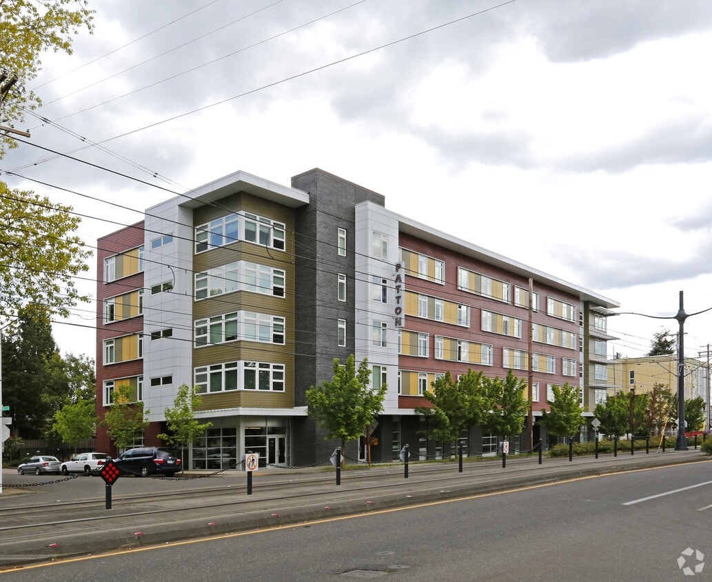 Primary Photo - Patton Park Apartments