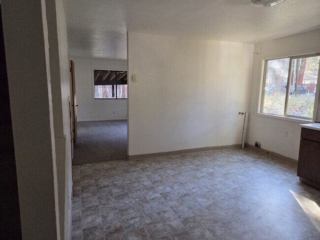 Foto del edificio - 1069 Sierra Blvd