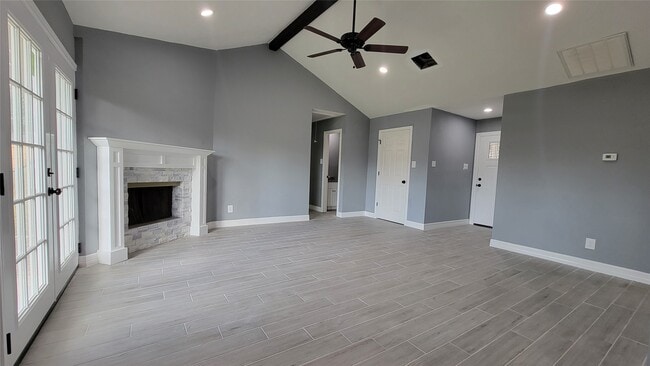 Building Photo - 510 Donnacorey Dr