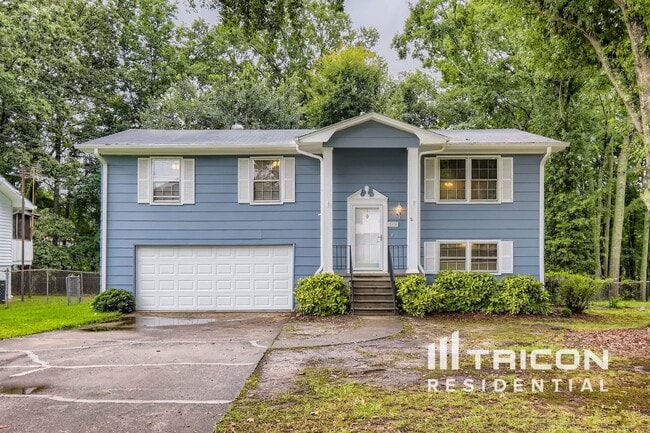Building Photo - 3520 Rockfort Dr