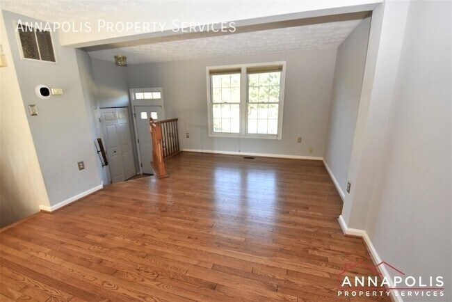 Foto del edificio - 2455 Warm Spring Way