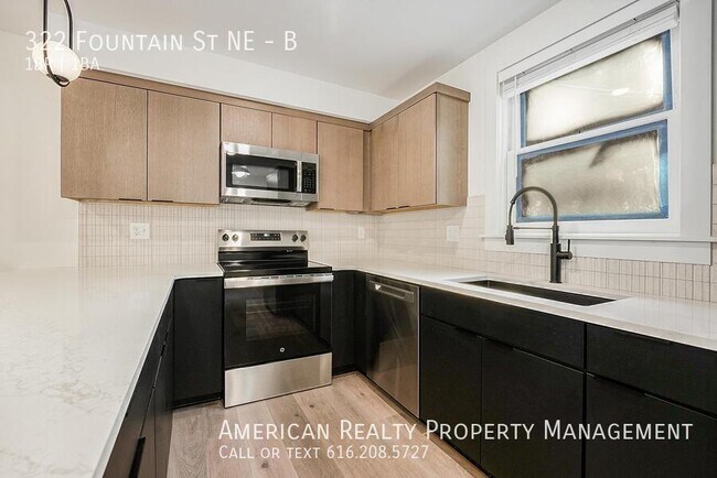 Foto del edificio - 322 Fountain St NE