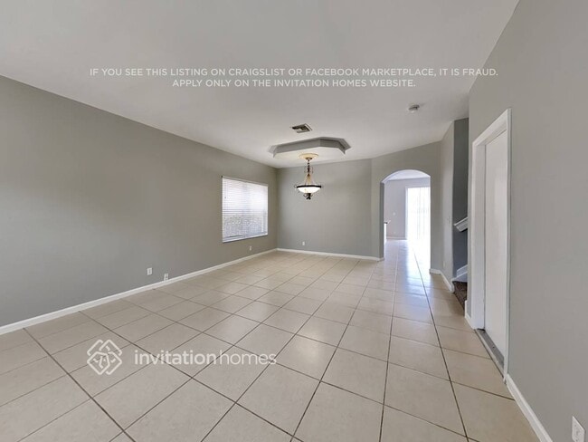 Foto del edificio - 4357 Lake Lucerne Cir